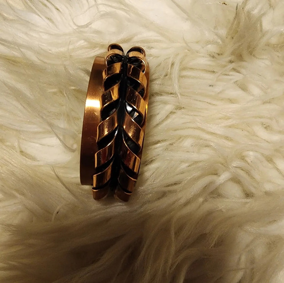 Renoir Ribbon‎ curl copper bracelet - Picture 6 of 8